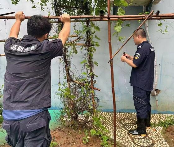 C:/Users/BA/Desktop/風雨過后南京保安迅速行動，恢復安“寧”面貌/9.jpg9